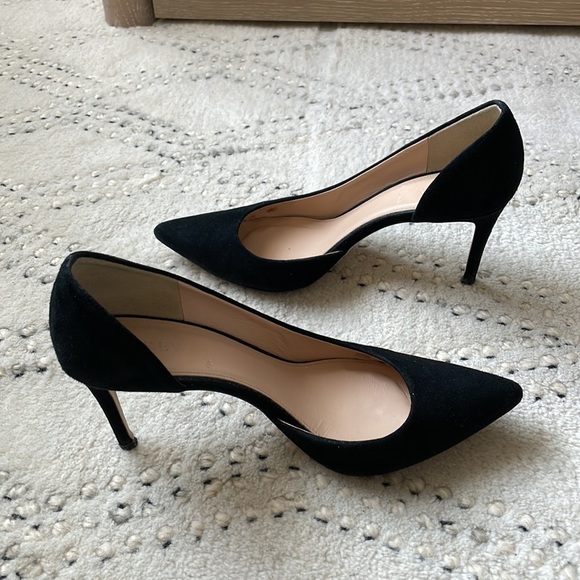 J.Crew Black Suede Low Heels-size 6 - Picture 3 of 6